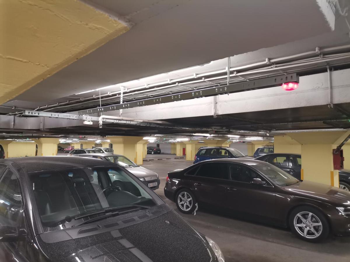 Calla: Modern Apartment in City Center with Secure Parking Skopje Exterior photo